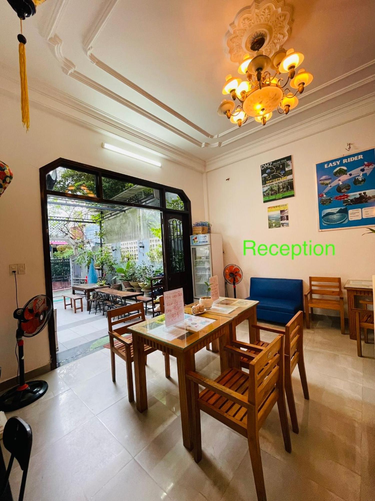 Shark Home Hué Extérieur photo