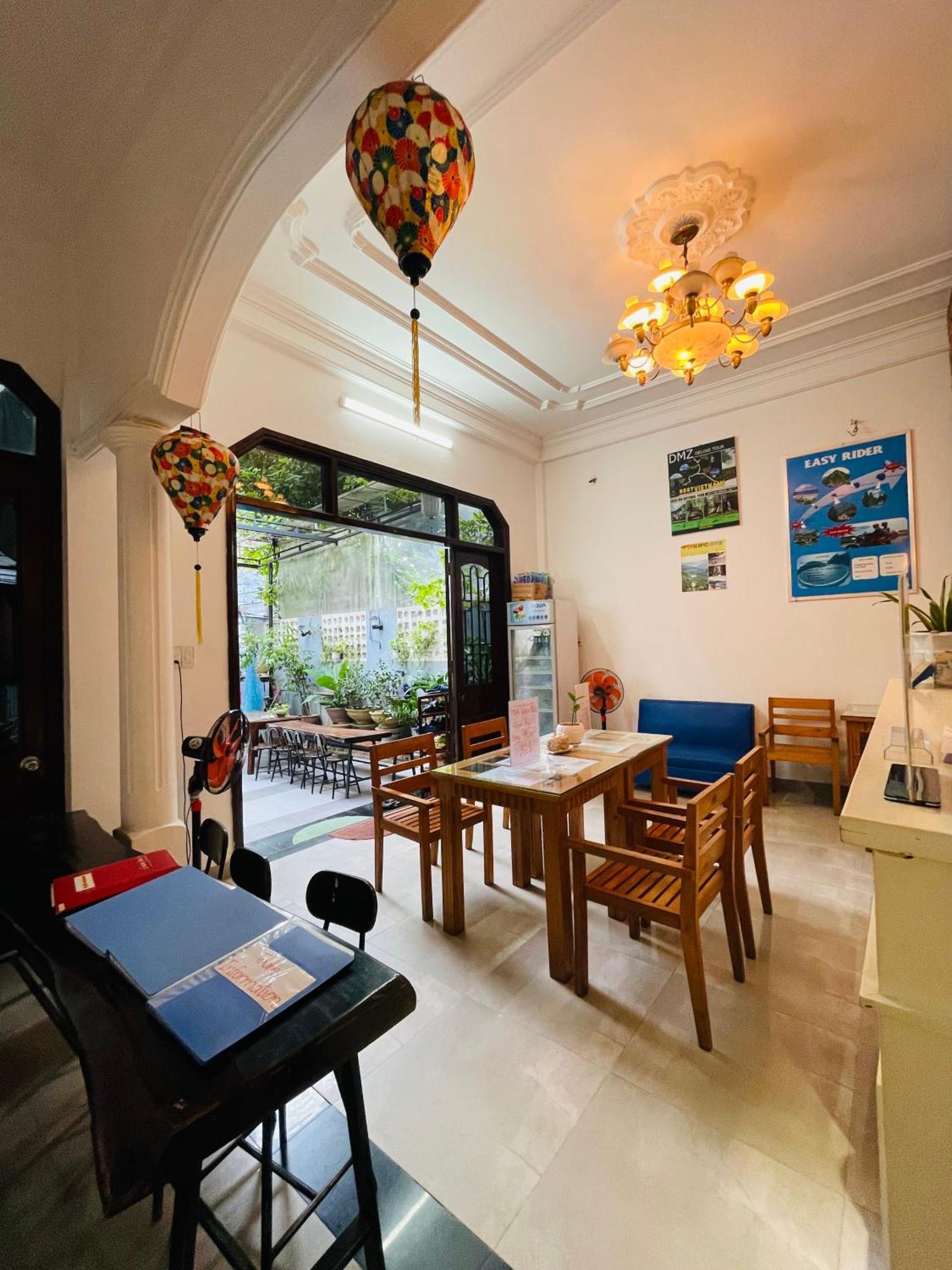 Shark Home Hué Extérieur photo